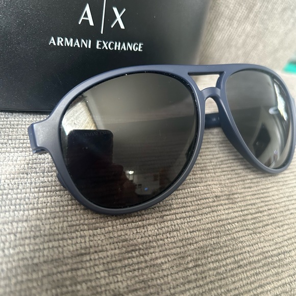 Armani exchange “pilot” men’s sunglasses - Picture 3 of 7